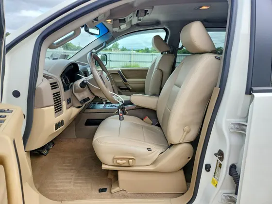 2012 Nissan Titan SL