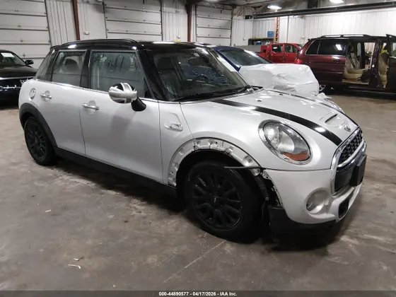 2015 MINI Cooper Hardtop 4 Door S