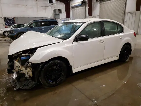 2013 Subaru Legacy 2.5i