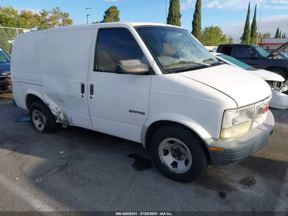 2001 GMC Safari Cargo Van SL
