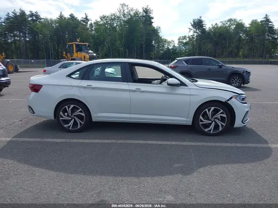2025 Volkswagen Jetta SEL