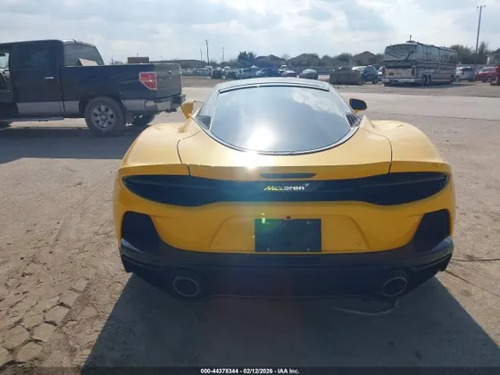 2022 McLaren GT COUPE