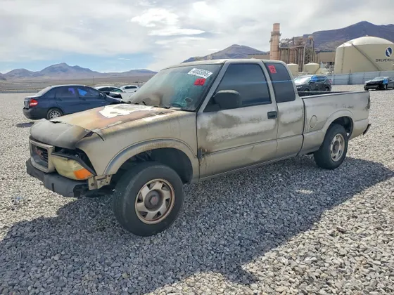 2001 GMC Sonoma SLS w/1SG Pkg