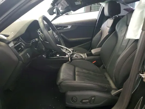 2022 Audi A4 Sedan S line Premium Plus