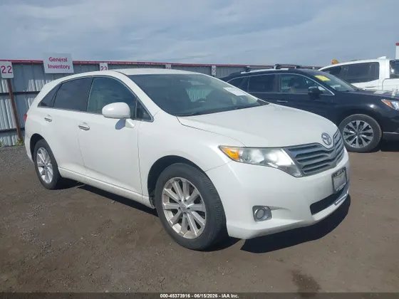 2012 Toyota Venza LE