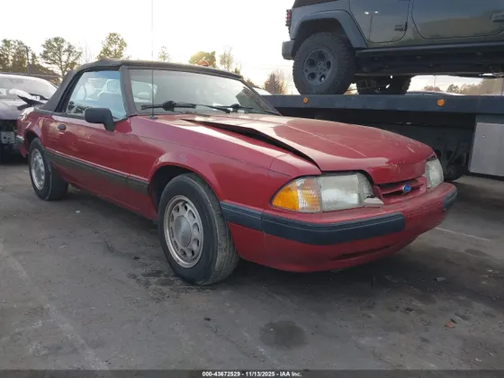 1990 Ford Mustang LX