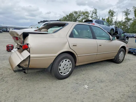 1997 Toyota Camry LE