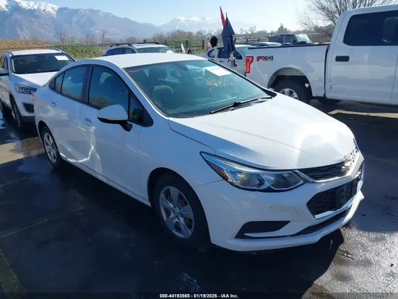 2018 Chevrolet Cruze LS