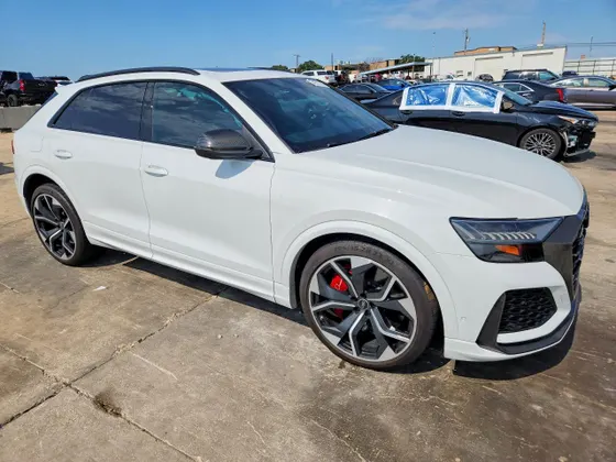 2022 Audi RS Q8