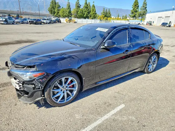 2022 Alfa Romeo Giulia Ti