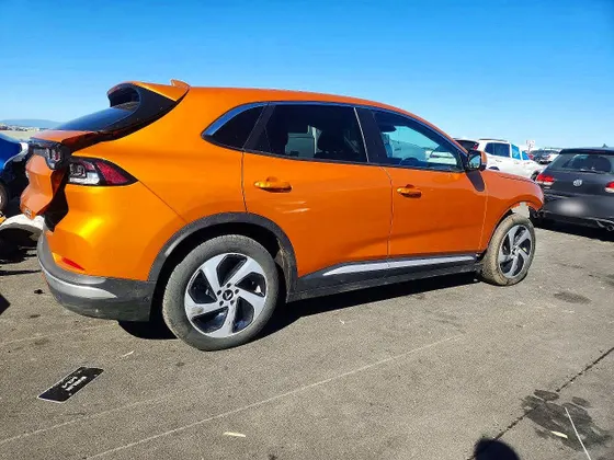 2024 VinFast VF 8 Eco