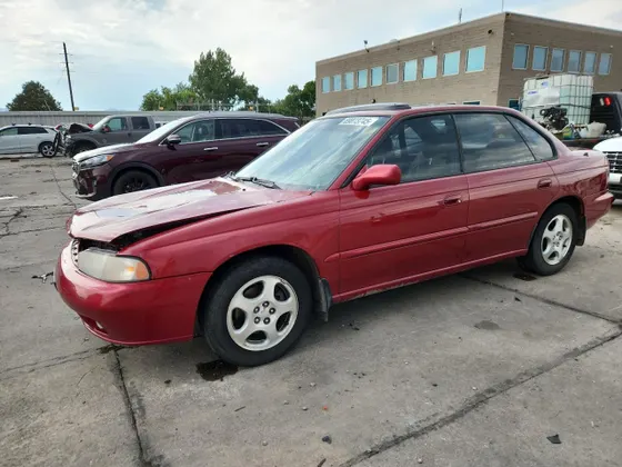 1997 Subaru Legacy Sedan LSi