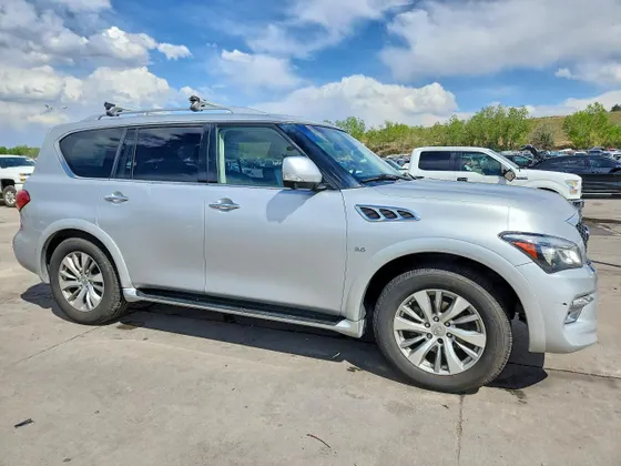 2017 INFINITI QX80