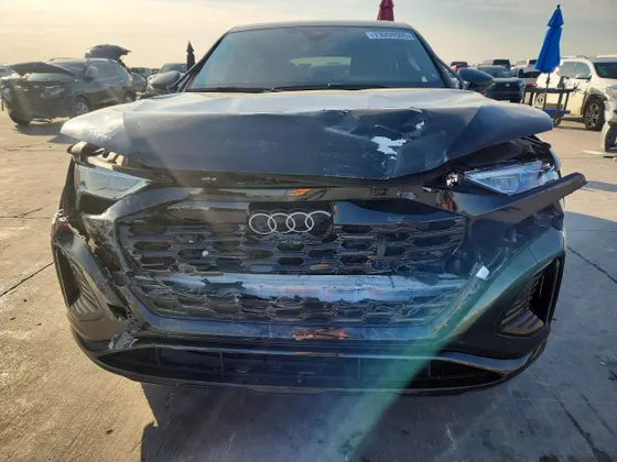 2024 Audi Q8 e-tron Sportback S line Premium Plus