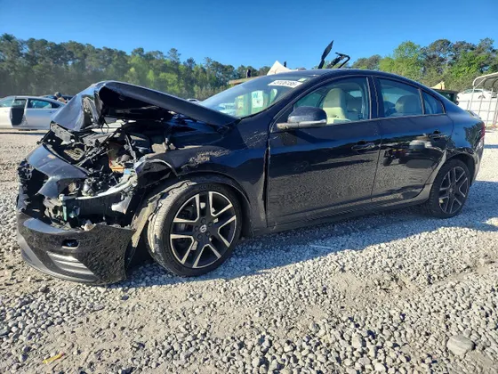2017 Volvo S60 Dynamic