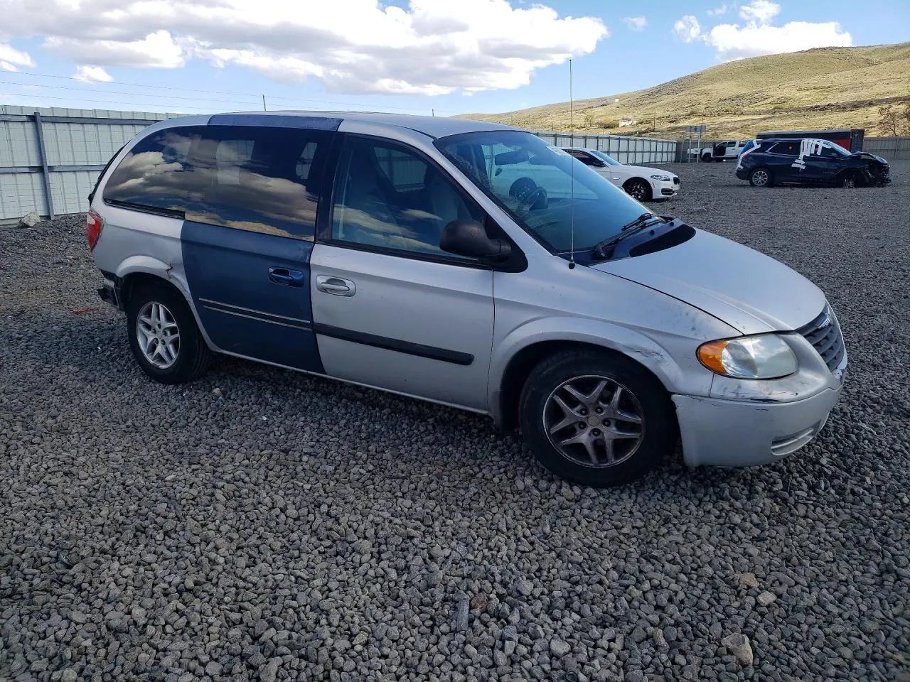 2006 Chrysler Town & Country SWB TOWN & COUNTRY