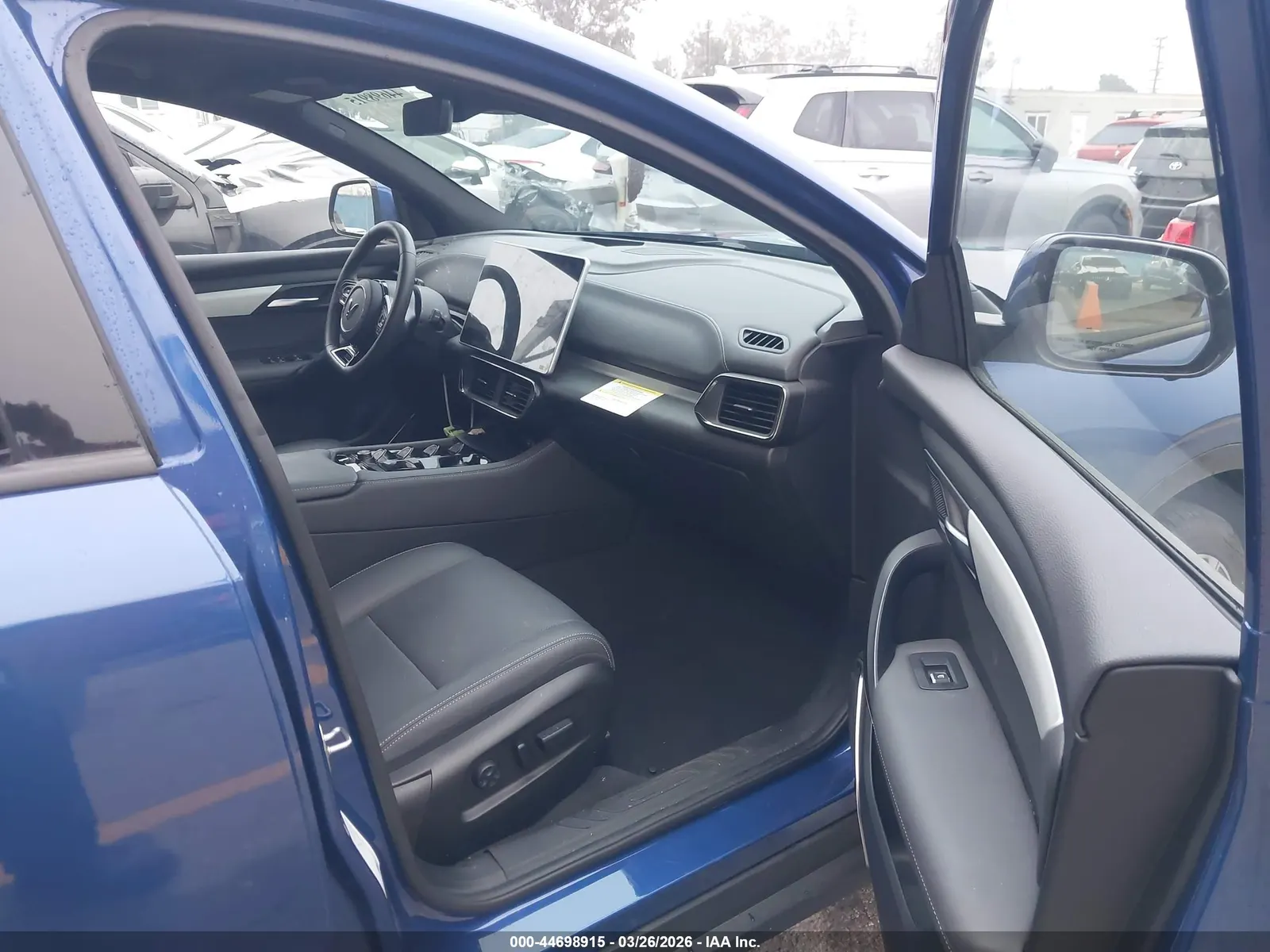2024 VinFast VF 8 Plus