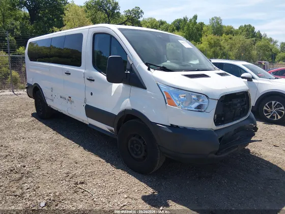 2017 Ford Transit Wagon XLT