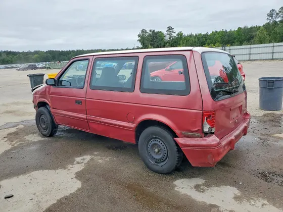 1995 Plymouth Voyager