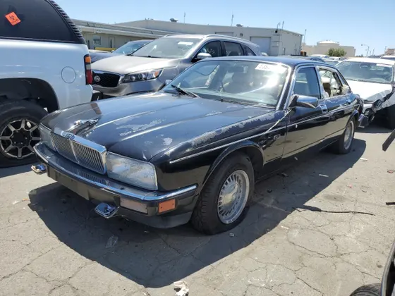 1990 Jaguar XJ VANDENPLAS