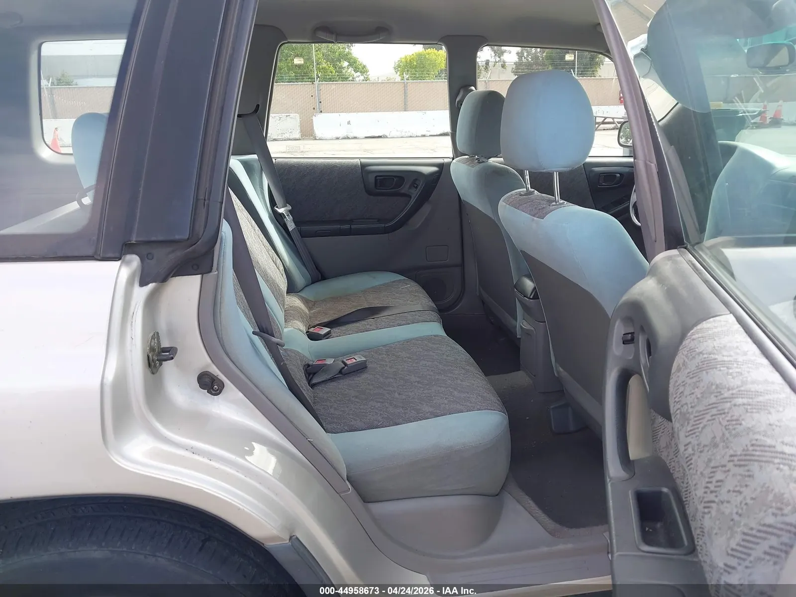 2000 Subaru Forester L