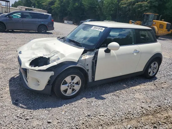 2015 MINI Cooper Hardtop COOPER