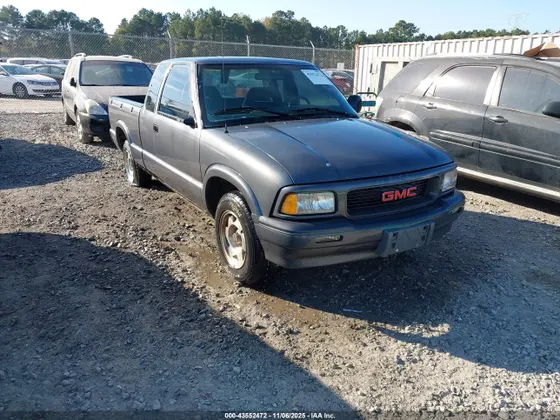 1996 GMC Sonoma SLS