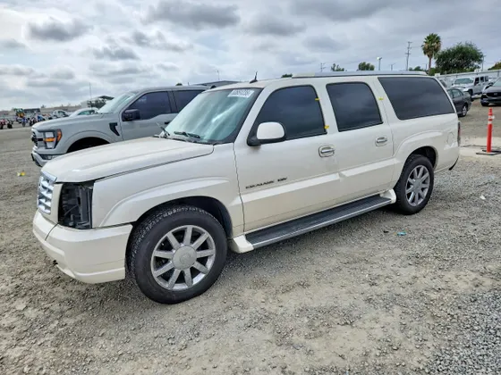 2004 Cadillac Escalade ESV ESCALADE