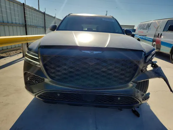 2025 Genesis GV80 Prestige
