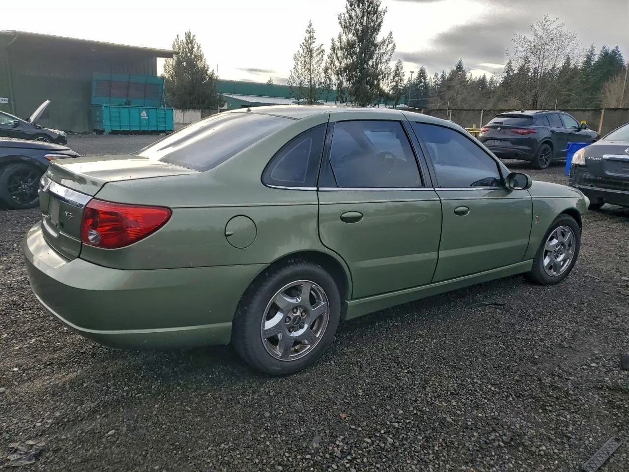 2004 Saturn L-Series L300 2