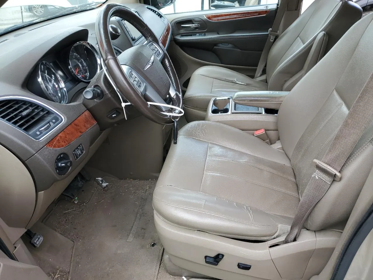 2012 Chrysler Town & Country Touring-L