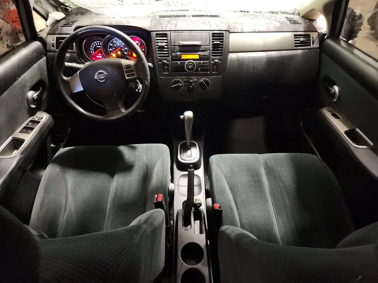 2010 Nissan Versa 1.8 SL