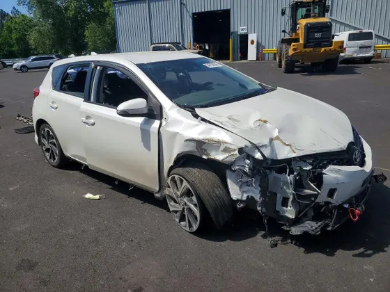 2017 Toyota Corolla iM