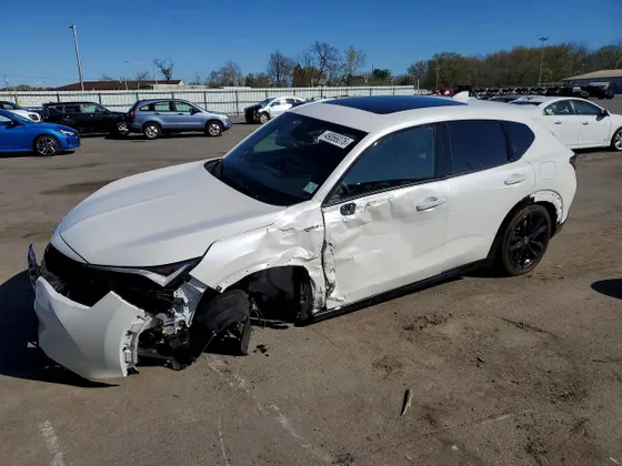 2025 Acura ADX w/A-Spec Advance Package