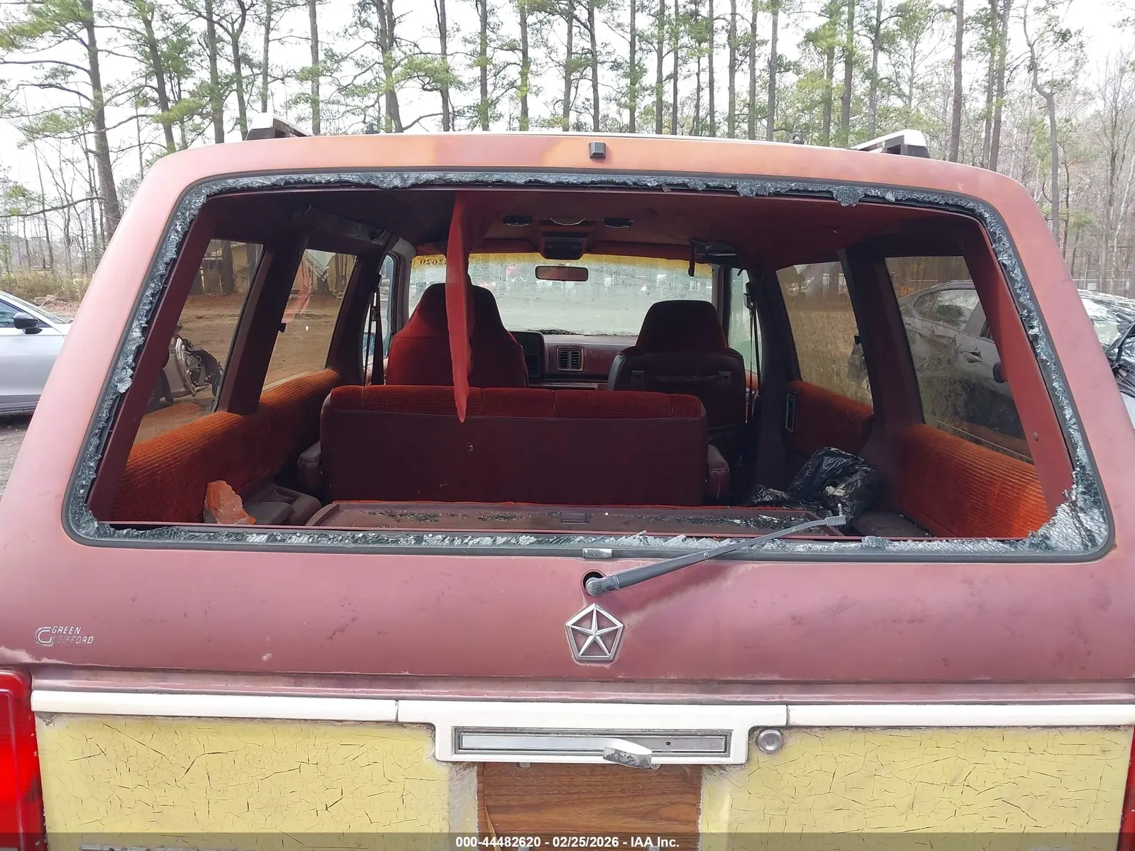 1986 Plymouth Voyager LE