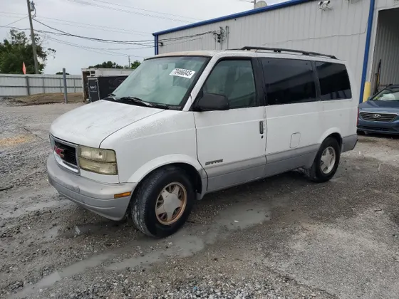 1997 GMC Safari Passenger XT