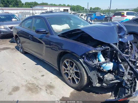 2015 Dodge Charger SE