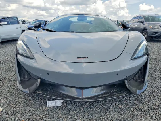 2018 McLaren 570S