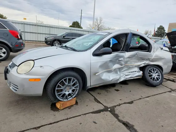 2004 Dodge Neon SXT