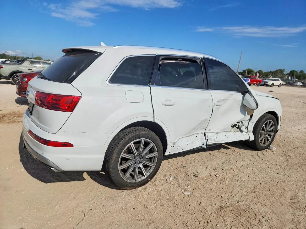 2019 Audi Q7 Premium Plus