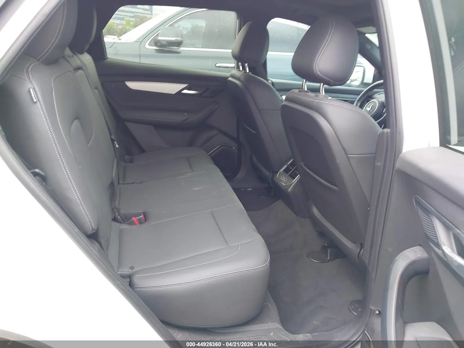 2025 VinFast VF 8 Plus