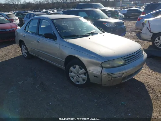 1995 Nissan Altima XE