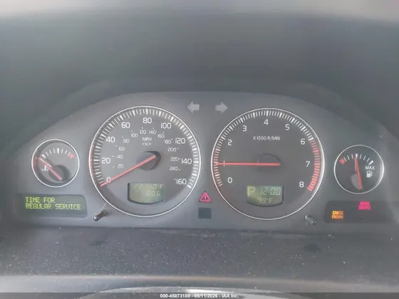 2004 Volvo V70 XC70