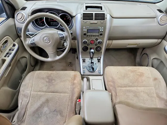 2010 Suzuki Grand Vitara Premium