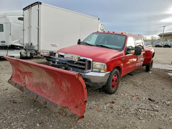 2002 Ford Super Duty F-350 DRW XL