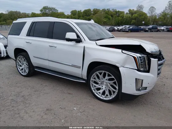 2019 Cadillac Escalade Luxury