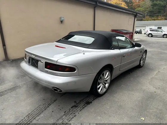 2001 Aston Martin DB7