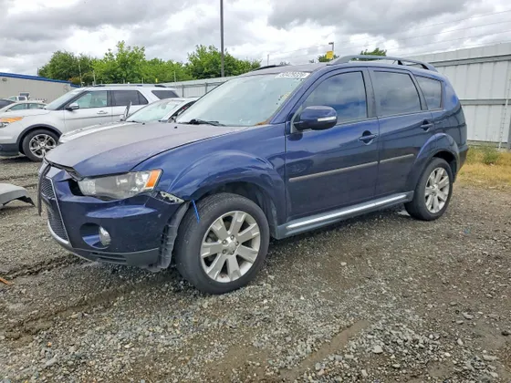 2013 Mitsubishi Outlander SE