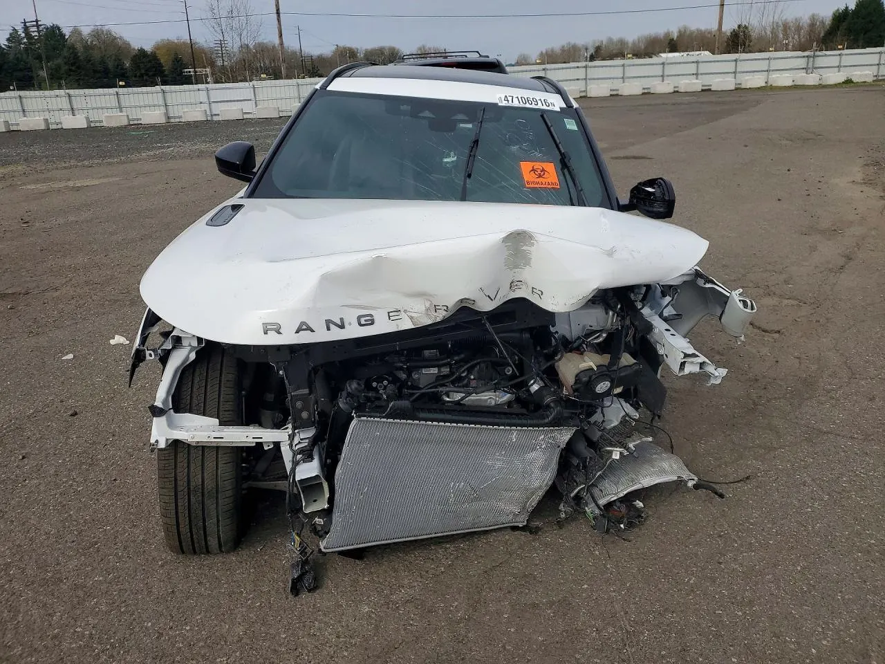 2026 Land Rover Range Rover Velar Dynamic SE