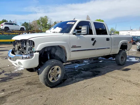 2004 GMC Sierra 2500HD SLE